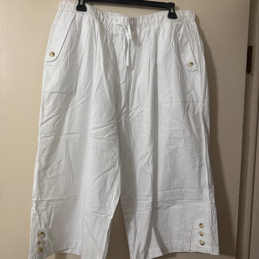 NWOT Bermuda Shorts